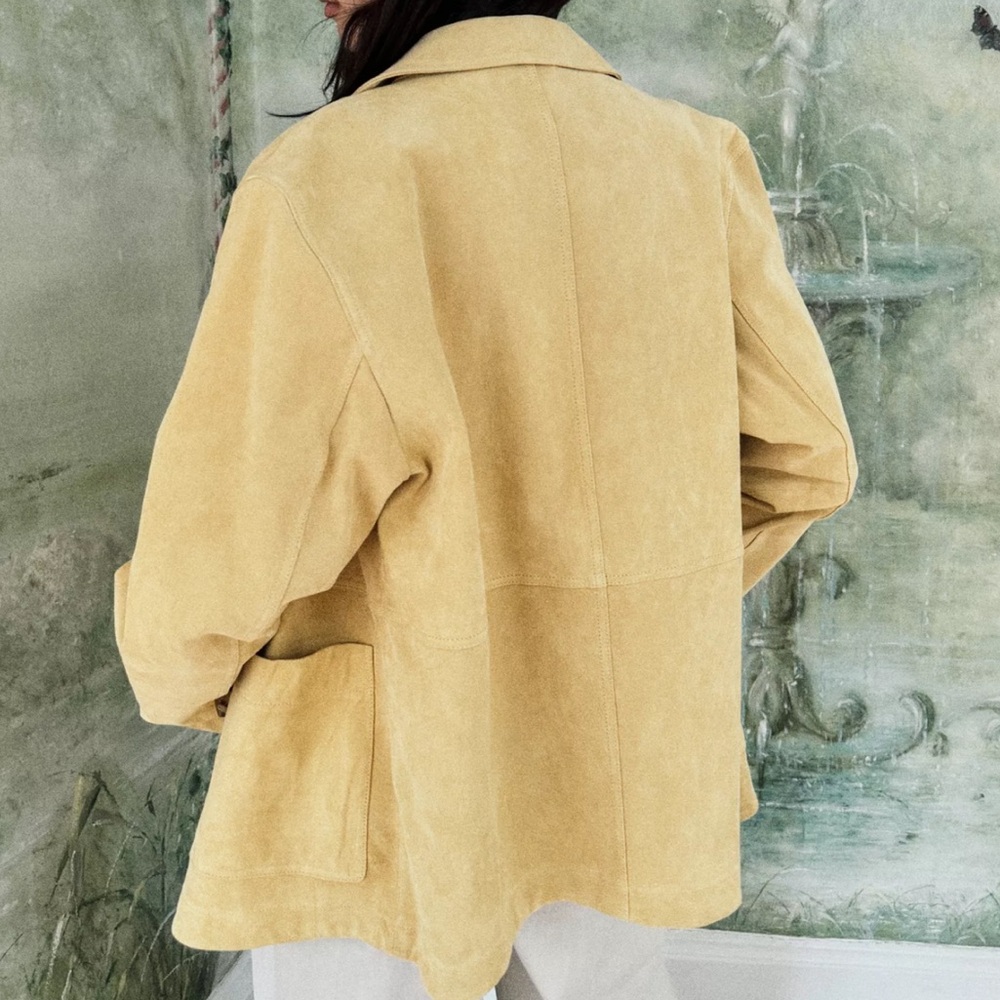 Zara Suede Jacket

100% leather